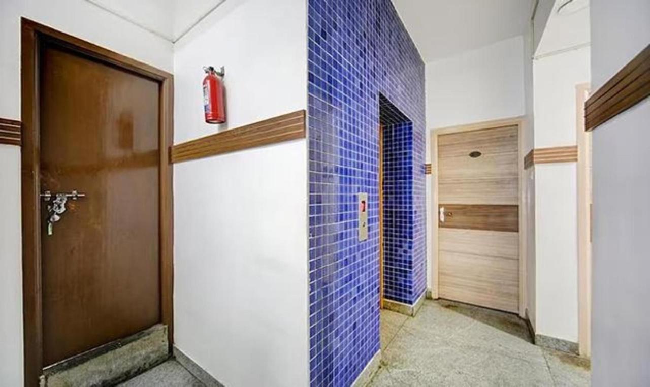 OYO Flagship 87111 i5 Boutique Hotel Chennai Extérieur photo